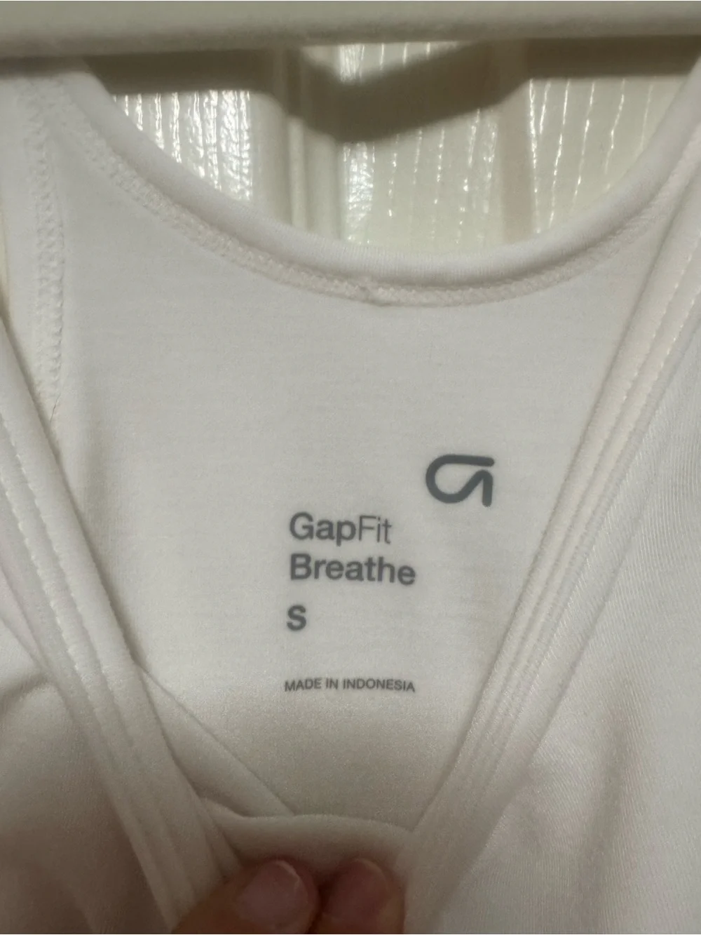 GAP White Racerback Tank Top - Picture 4 of 9